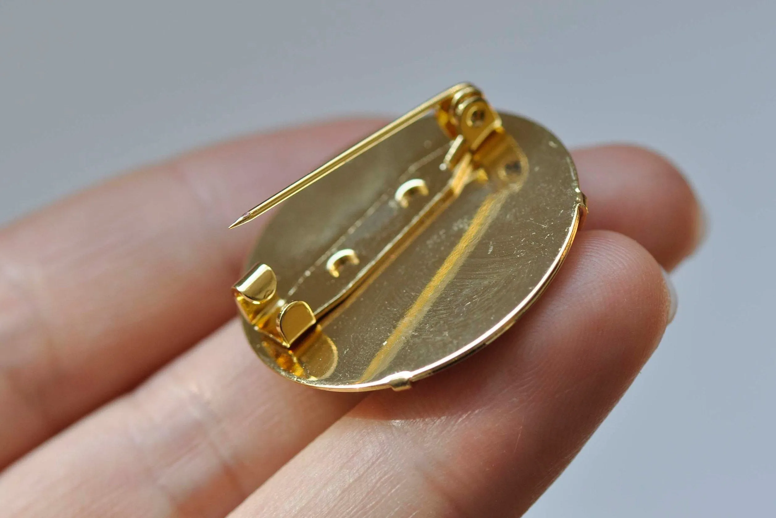 24K Gold Flat Back Pin Brooch Prong Perforated Sieve Bezel Blank Match 25mm/30mm Cabochon Set of 5