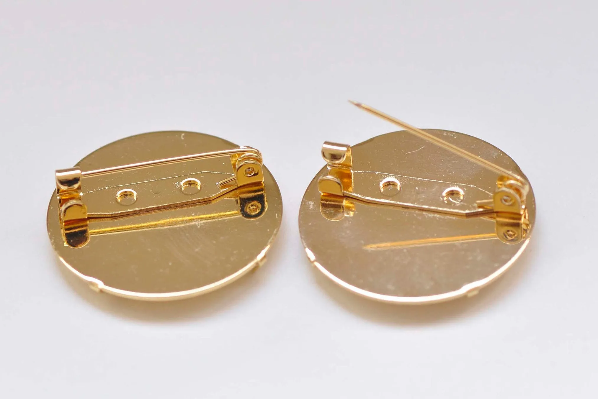 24K Gold Flat Back Pin Brooch Prong Perforated Sieve Bezel Blank Match 25mm/30mm Cabochon Set of 5