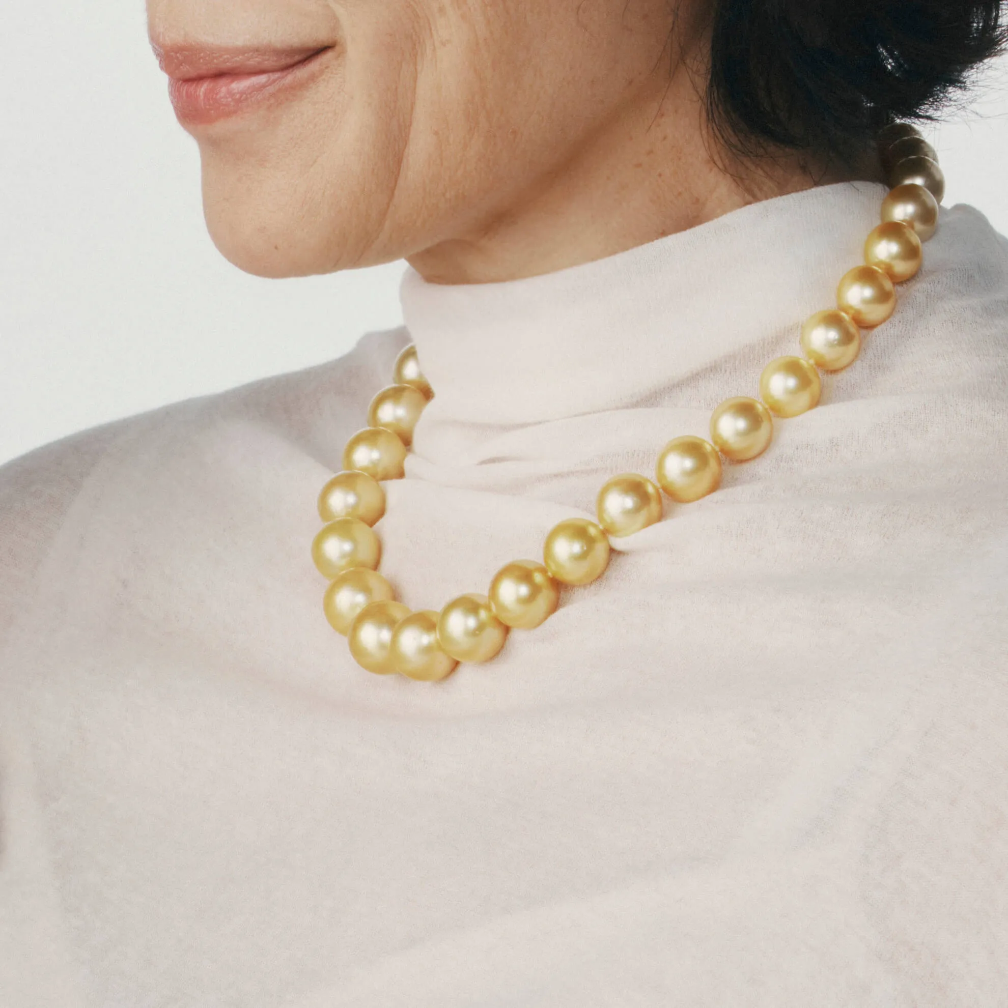 9ct Yellow Gold Golden South Sea Pearl Strand