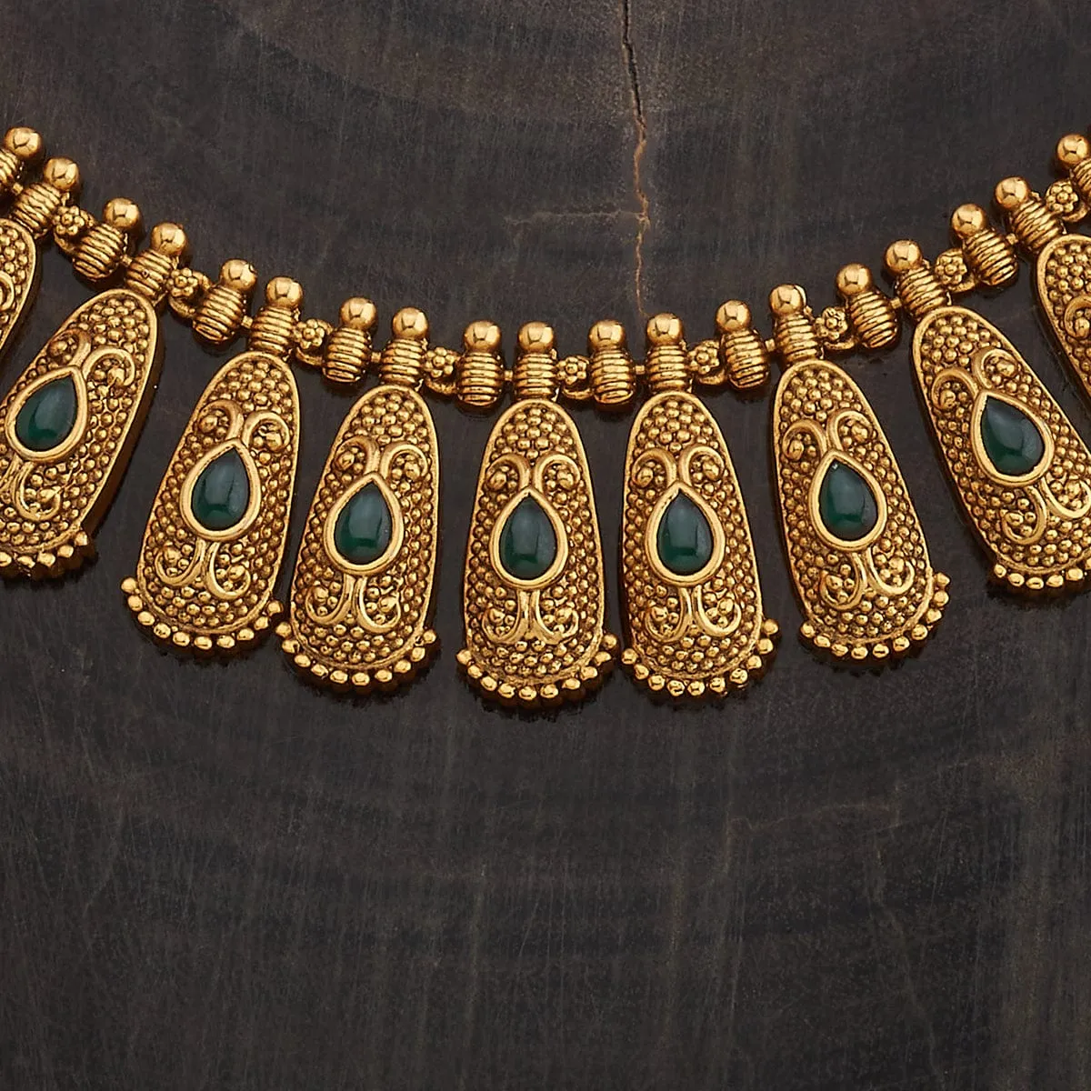 Antique Necklace 182709