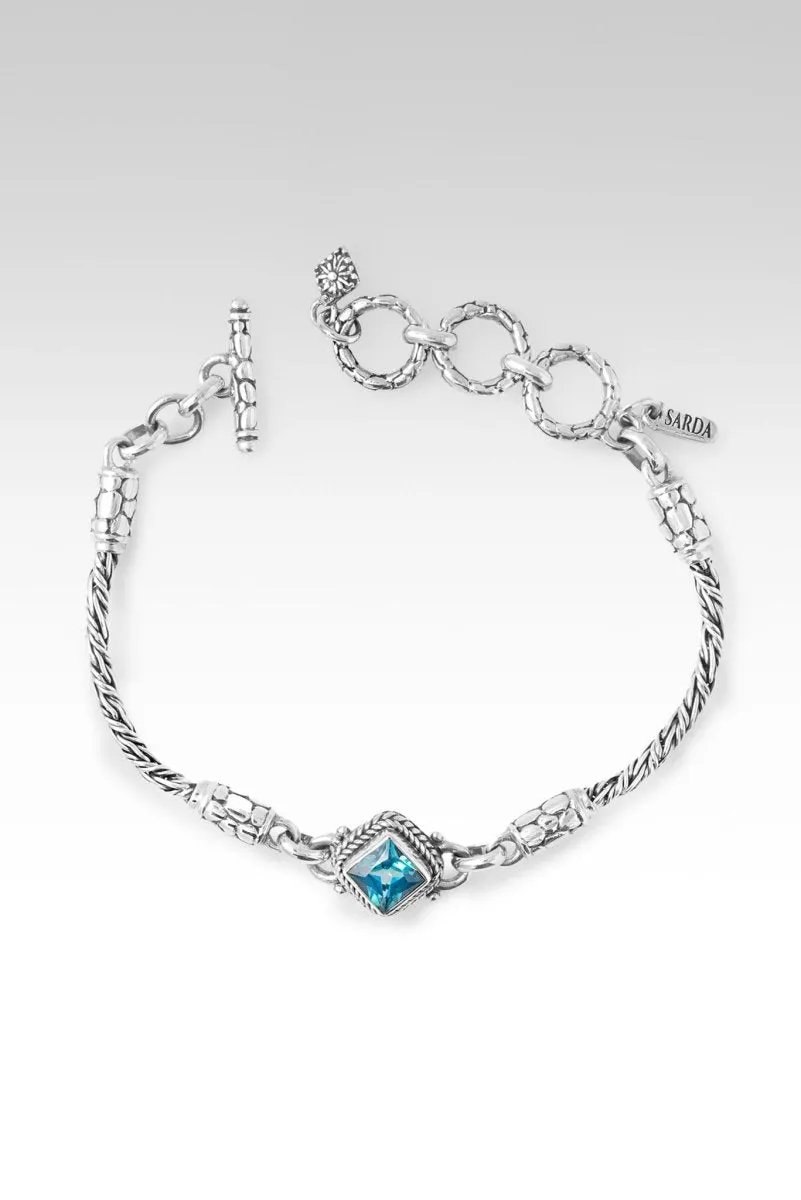 Calm Refuge Bracelet? in Bali Breeze? Mystic Topaz