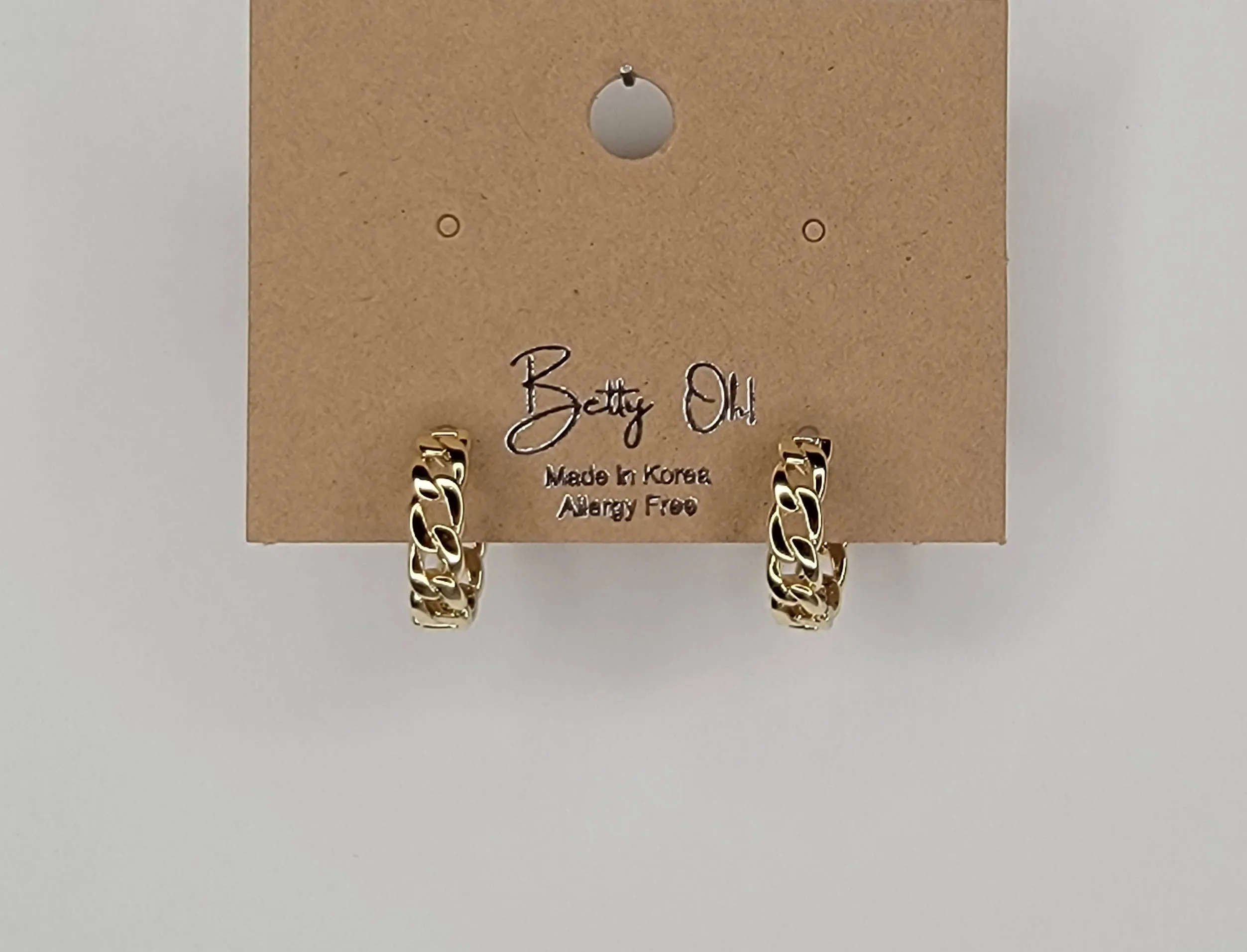 CHAIN  HUGGIE HOOP