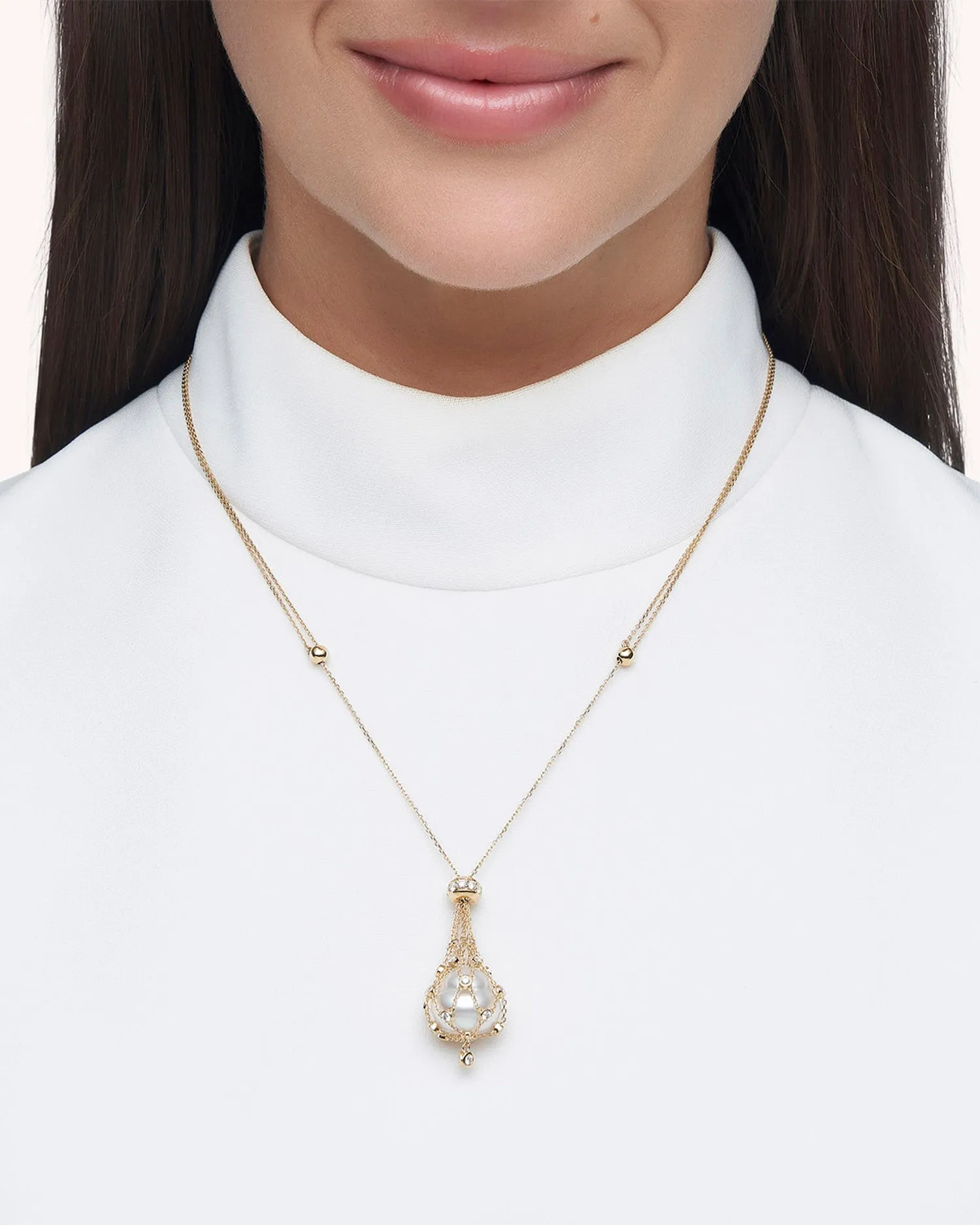 Diamond Lavalier Pearl Necklace | 15mm Circle Pearl, Diamonds, and Yellow Gold