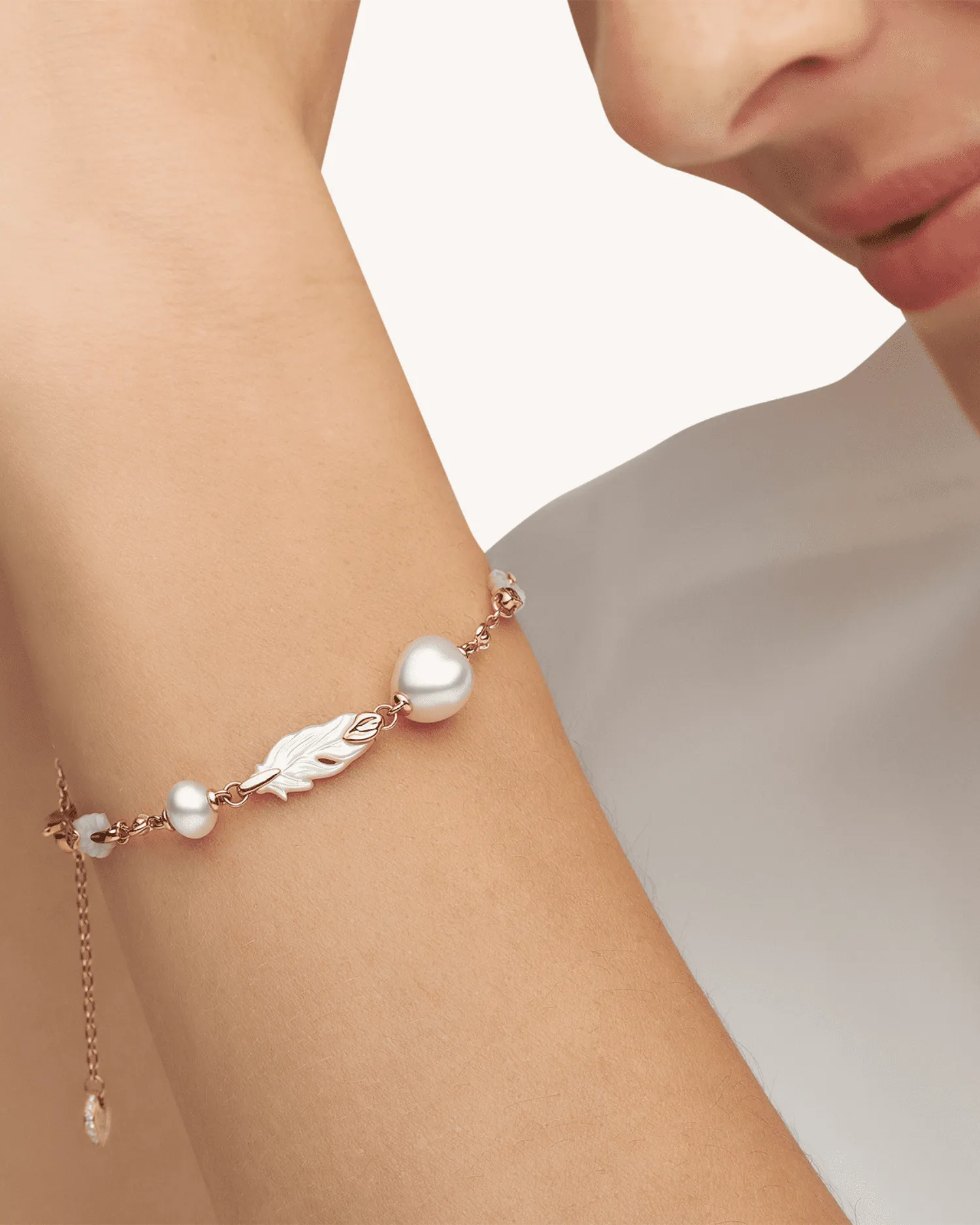 Feather Pearl Bracelet | Keshi Pearls, Diamonds, and Yellow Gold