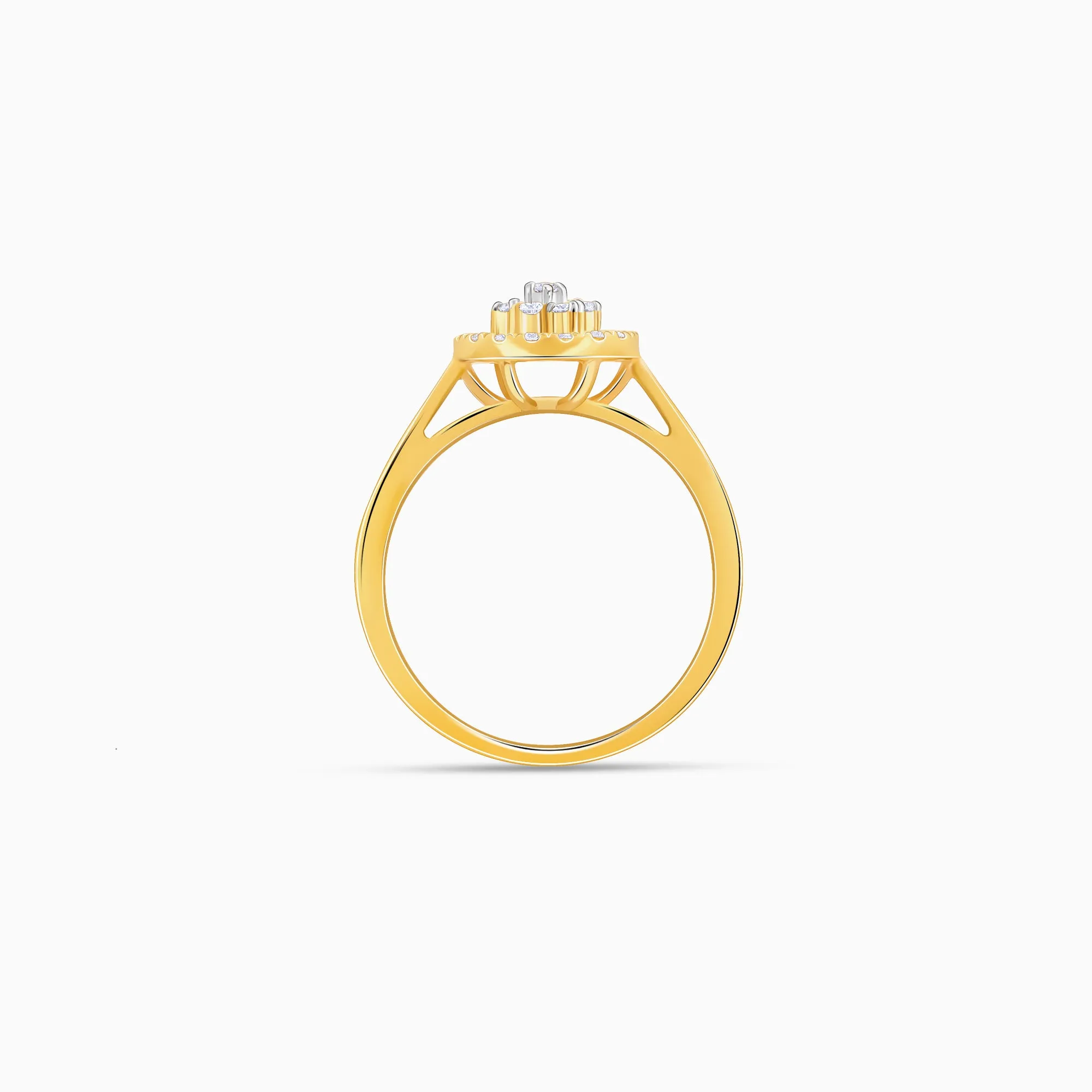 Gold Halo Cluster Diamond Ring