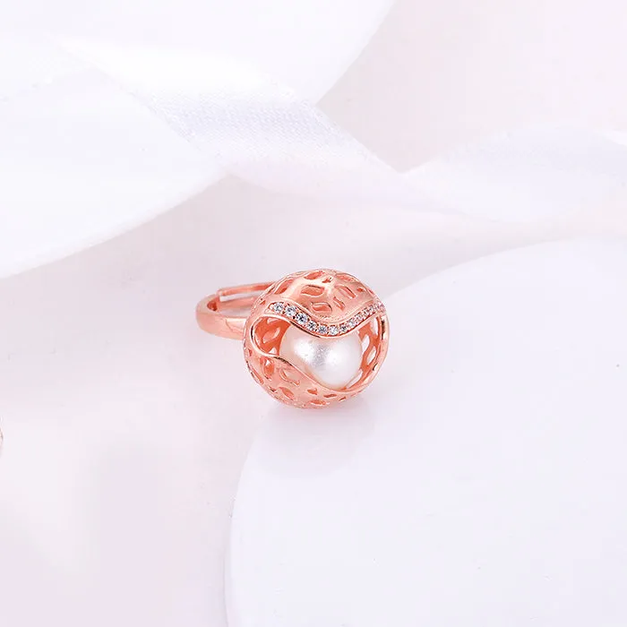 Rose Gold Warm Embrace Statement Ring