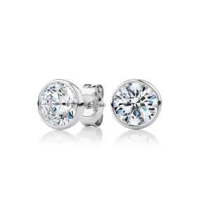 Round Brilliant stud earrings with 2 carats* of diamond simulants in 10 carat white gold