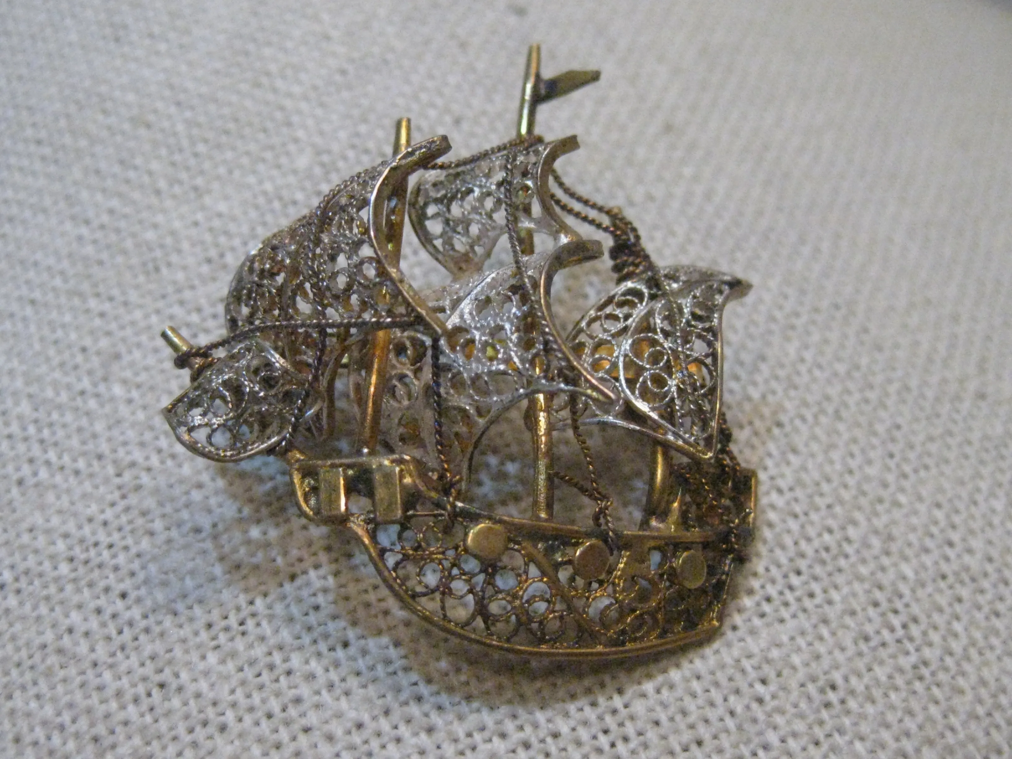 Vintage 800 Silver Boat Filigree Sails, MId-Century, 1.5", 6.31 grams, Detailed
