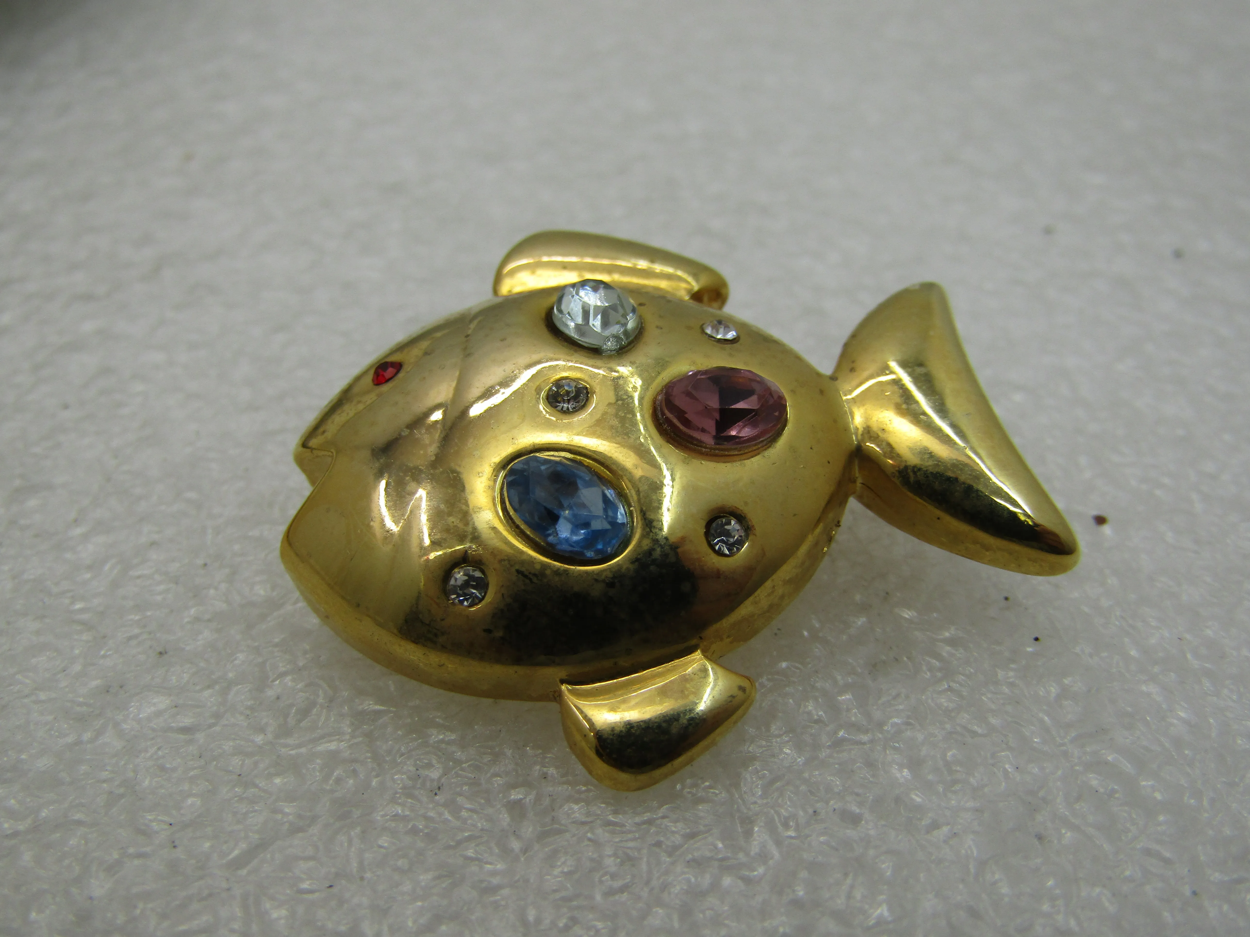 Vintage Pastel Rhinestone Fish Brooch, Gold Tone, 1-3/8"