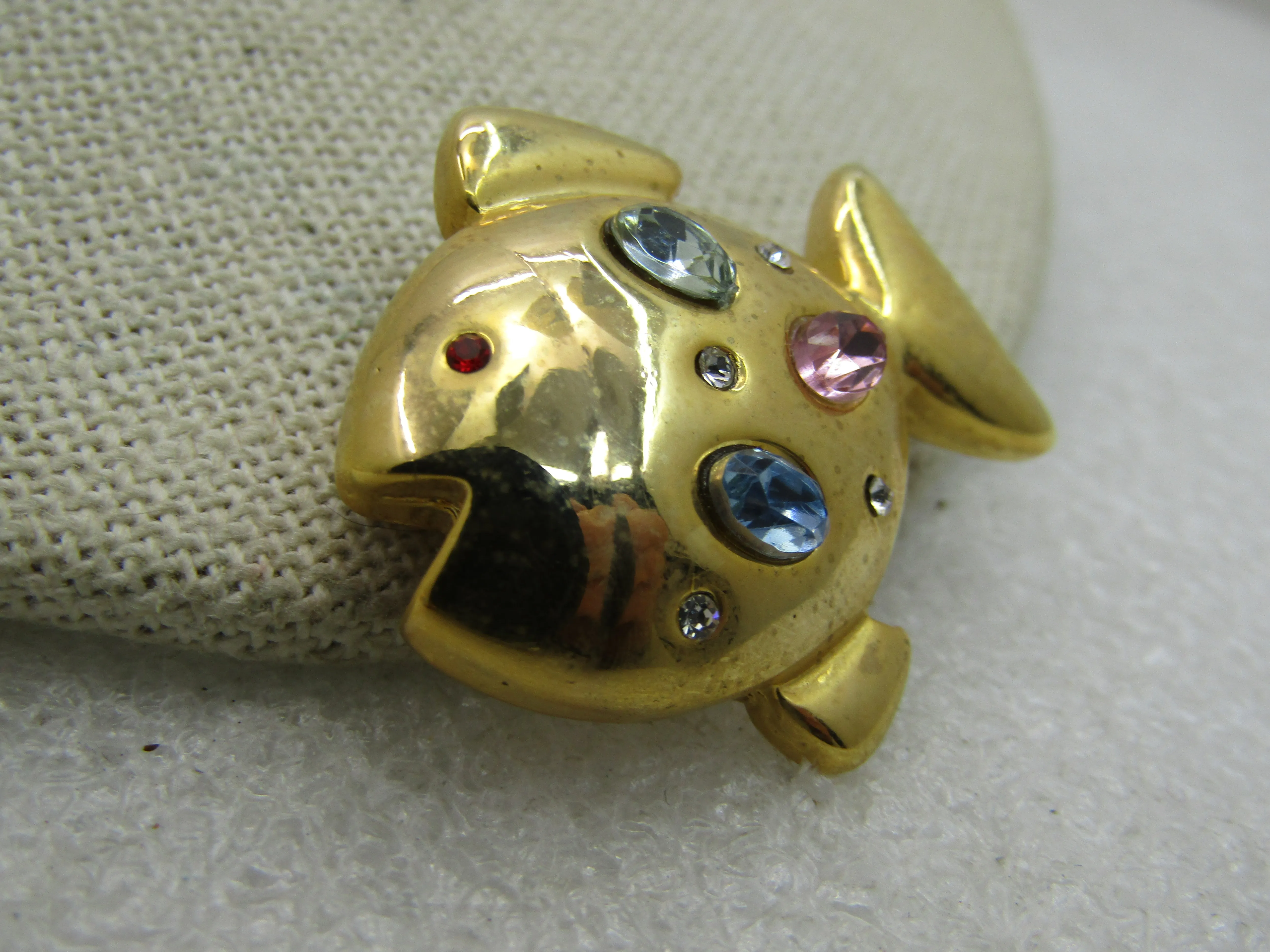 Vintage Pastel Rhinestone Fish Brooch, Gold Tone, 1-3/8"